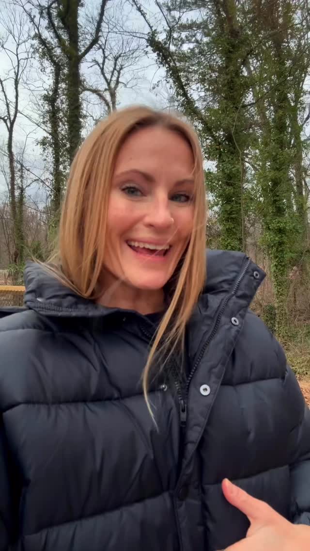 I built FitLab EMS because there’s more than one way to increase strength and build muscle.  If you could get stronger in less time and with less joint stress, why wouldn’t you??  Most people think building muscle means more weight, more reps, more wear and tear on your joints.  But what if you could activate your type II muscle fibers (the ones responsible for strength, power, and shape) without putting excess strain on your body?  That’s what EMS does.  Smarter strength.
Joint-friendly.
Time-efficient.
And incredibly effective.  If you’re ready to train differently and see results, let’s talk.  #FitLabEMS
#charlottefitness 
#CharlottePersonalTrainer
#EMStraining
#ElectricalMuscleStimulation